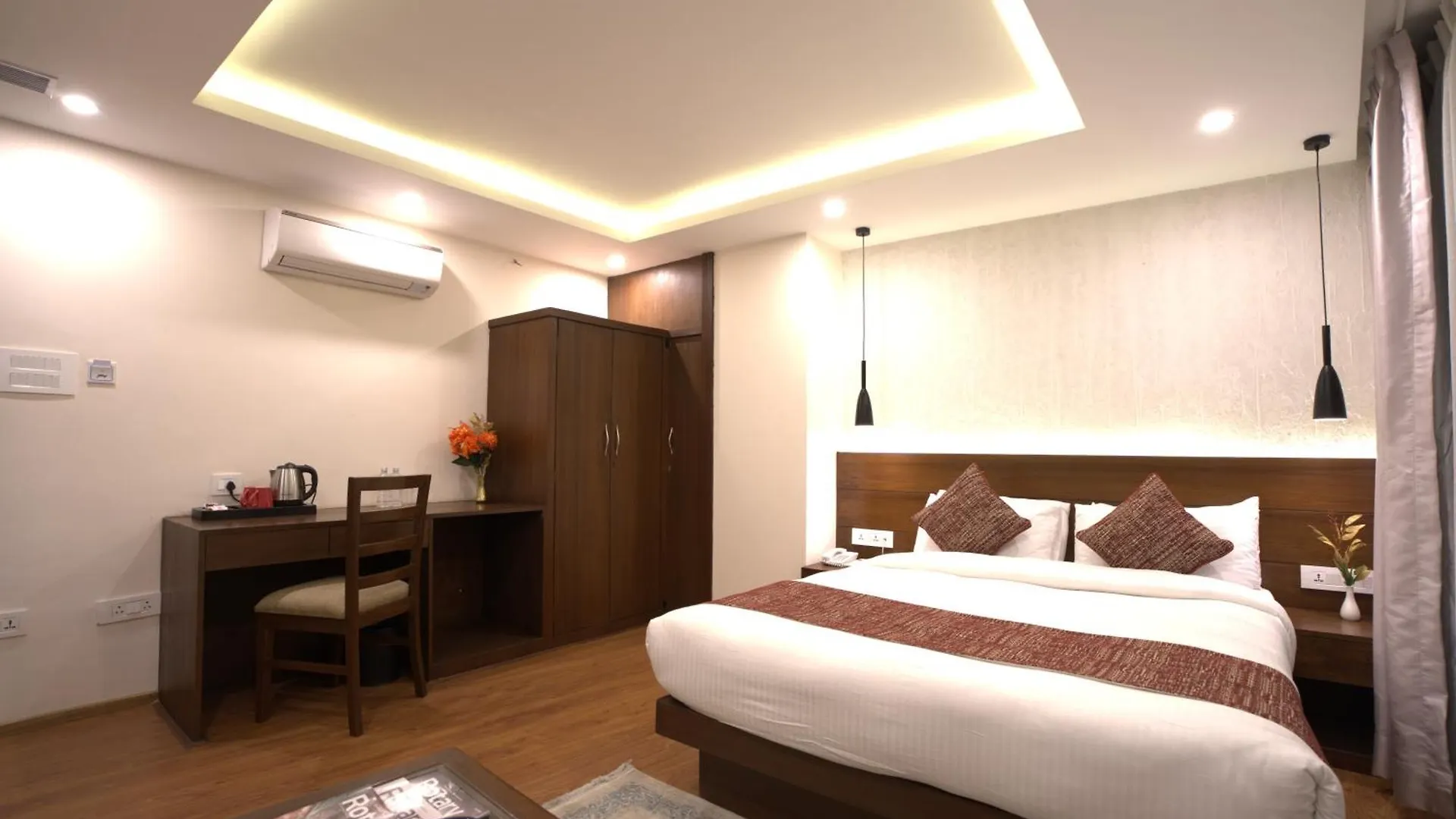Apex Business Hotel - Airport Kathmandu 4*,