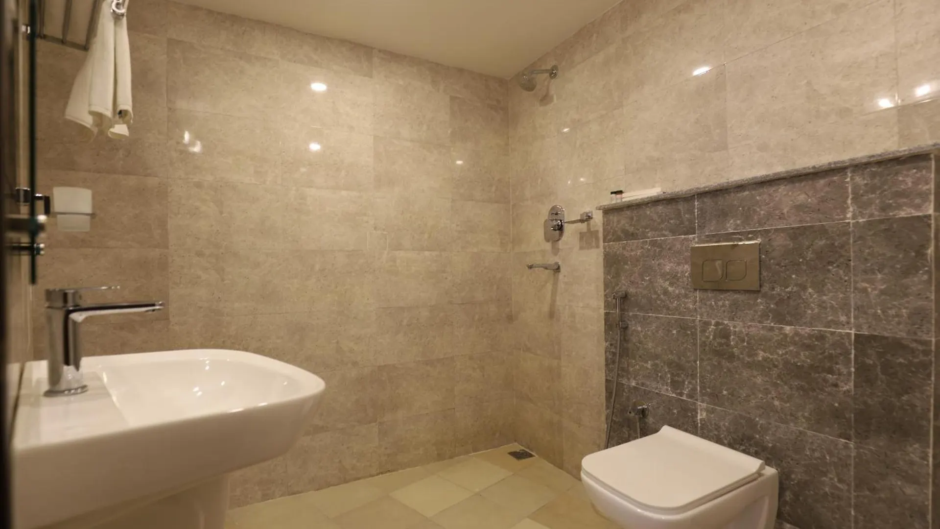 Apex Business Hotel - Airport Kathmandu