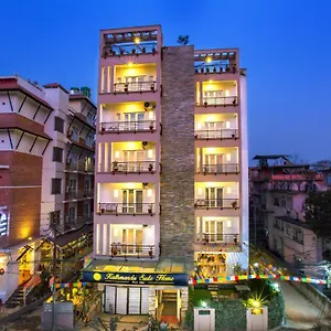 加德满都套房酒店 酒店
